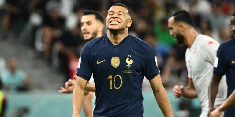 Kylian MbappÃ© aprÃ¨s la dÃ©faite 1-0 contre la Tunisie lors du Mondial 2022